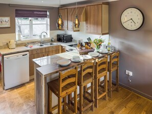 Dishwasher, highchair