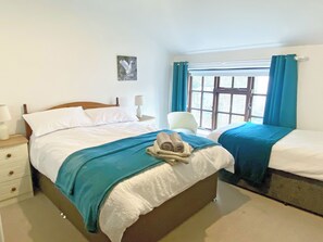 2 bedrooms, free WiFi, bed sheets