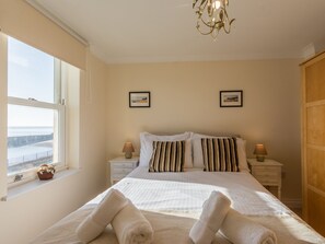 2 bedrooms, free WiFi