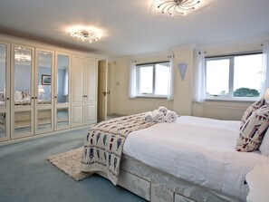 3 Schlafzimmer, Bügeleisen/Bügelbrett, kostenloses WLAN, Bettwäsche