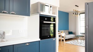 Fridge, microwave, oven, dishwasher