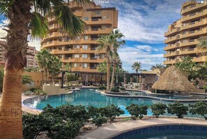 Pool - Luxurious Mermaid Cove 1B/1B-Bella Sirena (Puerto Peñasco)