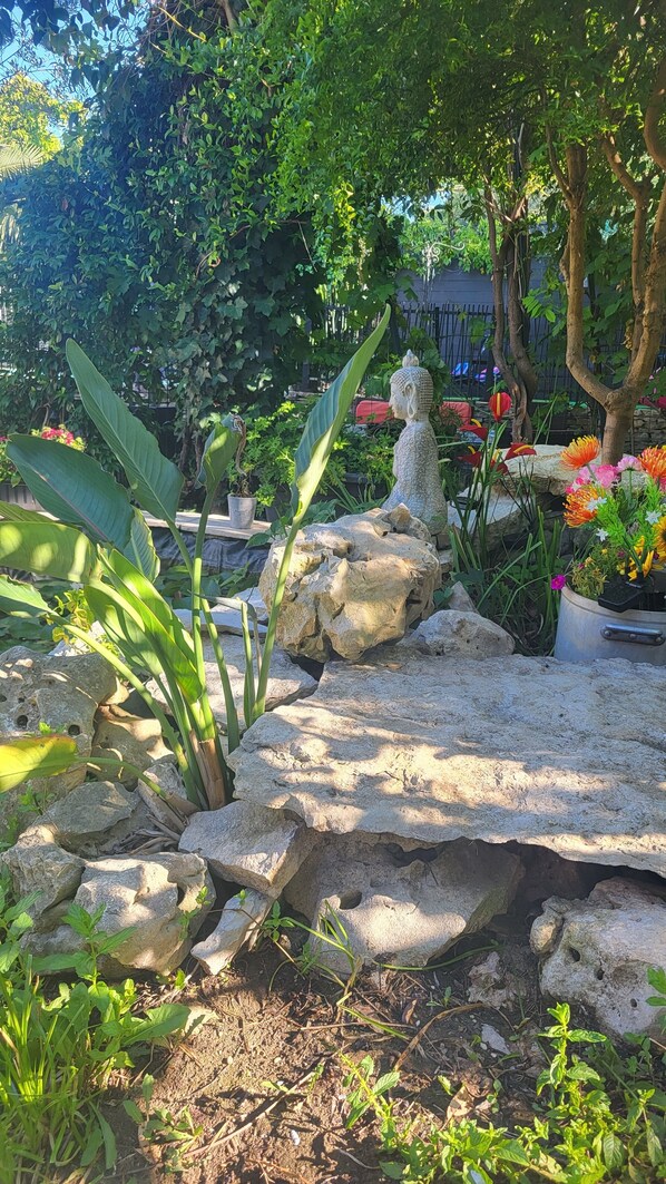 Property grounds - Quartier Bois des Espeisses Haven of peace with private swimming pool. (Nîmes)