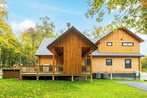 House (6 Bedrooms) | Property amenity - Hilltop Hideaway by Taylor Made Deep Creek (McHenry)