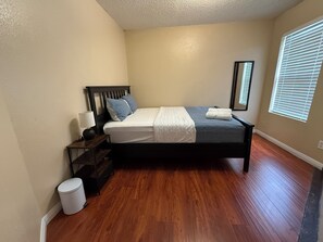 2 bedrooms, desk, free WiFi