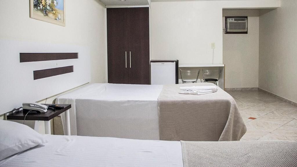 Soundproofing, free WiFi, bed sheets