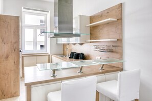 Fridge, microwave, oven, stovetop - Renovated Wieden 2BR in Historic Building, near HBF, by Blueground (Vienna)