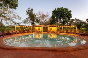 Piscine extérieure