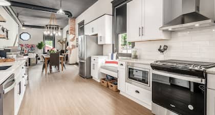 Industrial Style Loft With Access To Buckeye Lake!