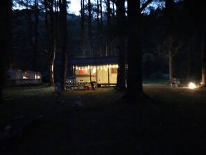 Property grounds - Kettle Creek Fishing - 15’ Vintage Camper Stay on Private property Creek Access (Renovo)