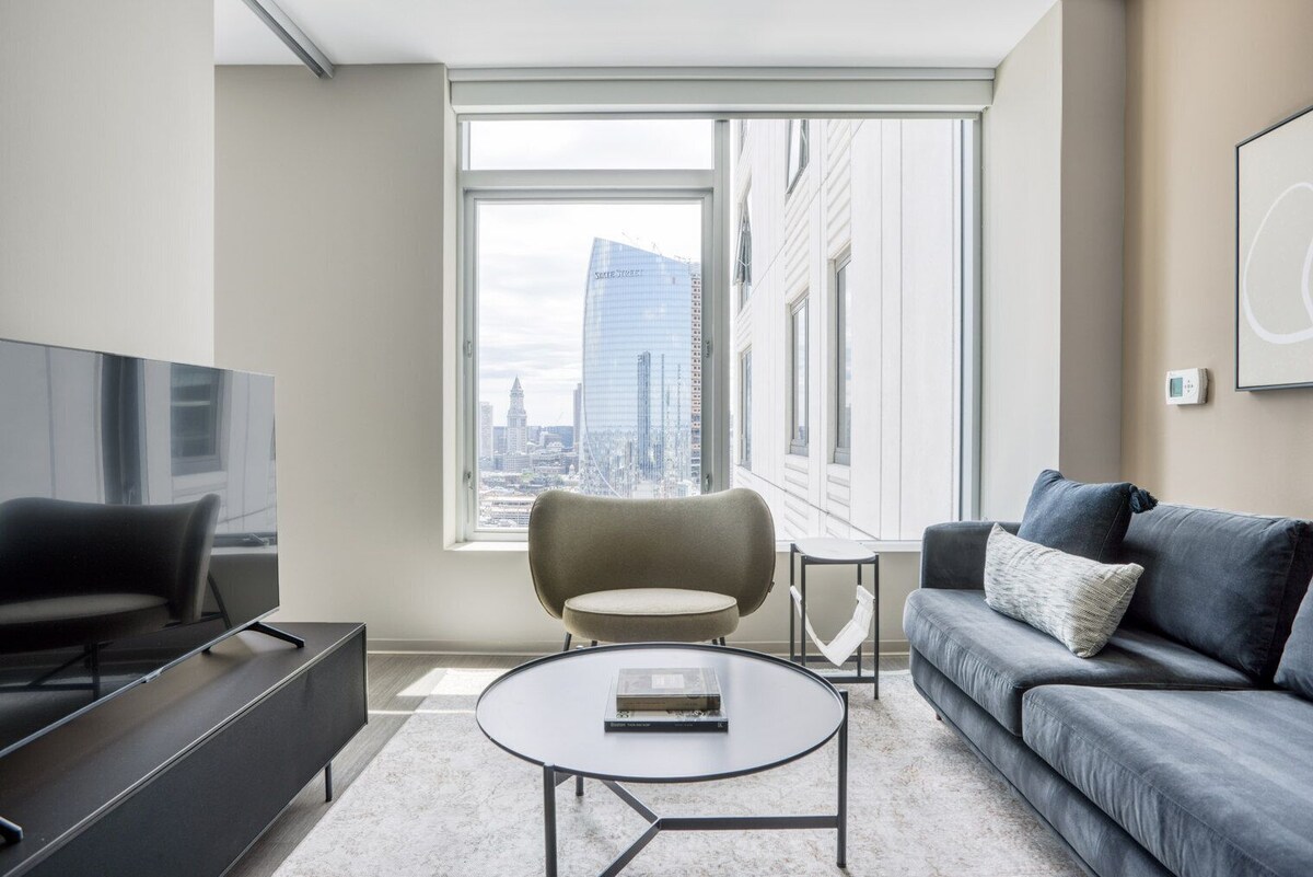 Beautiful North Station 1BR w/ Gym & W/D, near TD Garden, by Blueground