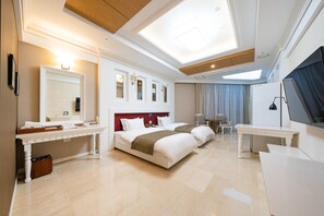 Tomannsrom – standard | Skrivebord, blendingsgardiner, lydisolert og wi-fi (inkludert)