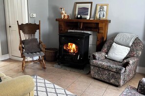 Télévision, cheminée