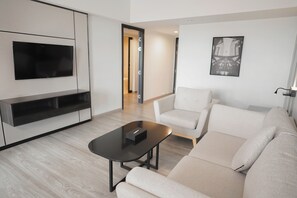 Desk, laptop workspace, soundproofing, free WiFi