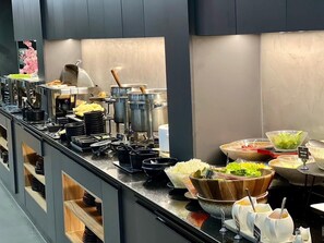 Daily buffet breakfast (THB 295 per person)