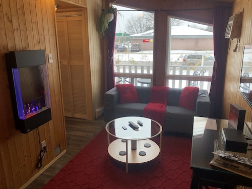 Beautiful Tiny House with all amenities