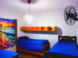 3 quartos, Wi-Fi de cortesia, acesso para cadeiras de rodas