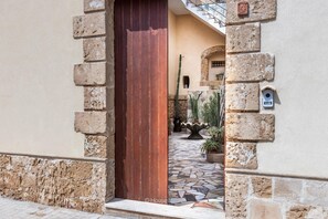 Exterior - Sr-f943-sici4at - La Casa Delle Stelle (Noto)