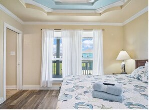 3 chambres, fer et planche à repasser, accès au Wi-Fi (inclus)