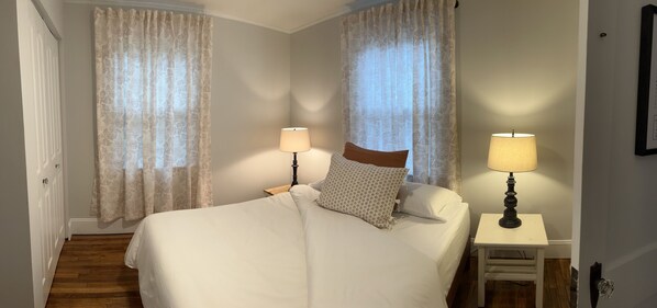 2 bedrooms, iron/ironing board, free WiFi, bed sheets