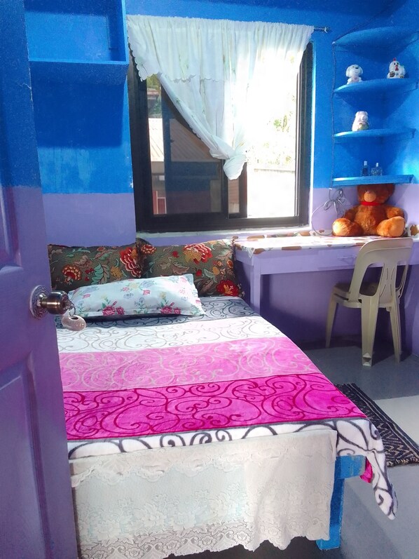 3 chambres, accès au Wi-Fi (inclus), literie fournie