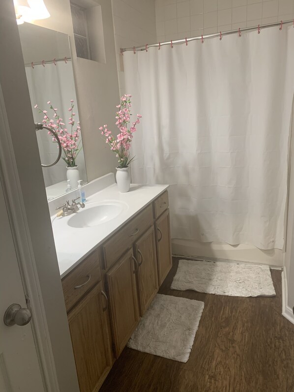 Duschwanne, Whirlpool, Bidet