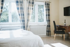 Literie hypoallergénique, chambres insonorisées, Wi-Fi gratuit