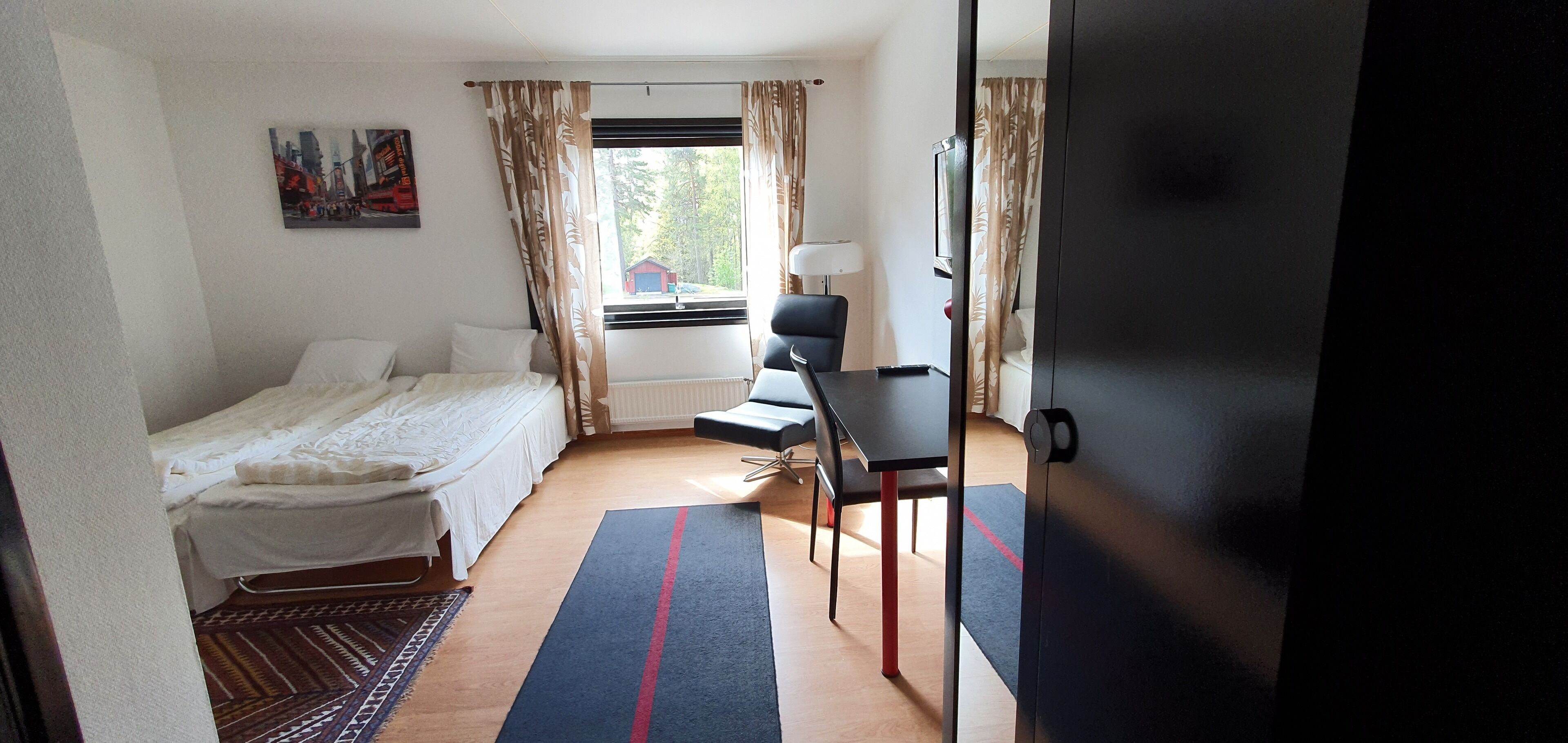 1 bedroom, hypo-allergenic bedding, soundproofing, free wifi