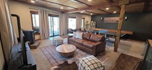 Smart TV, fireplace, video games, DVD player