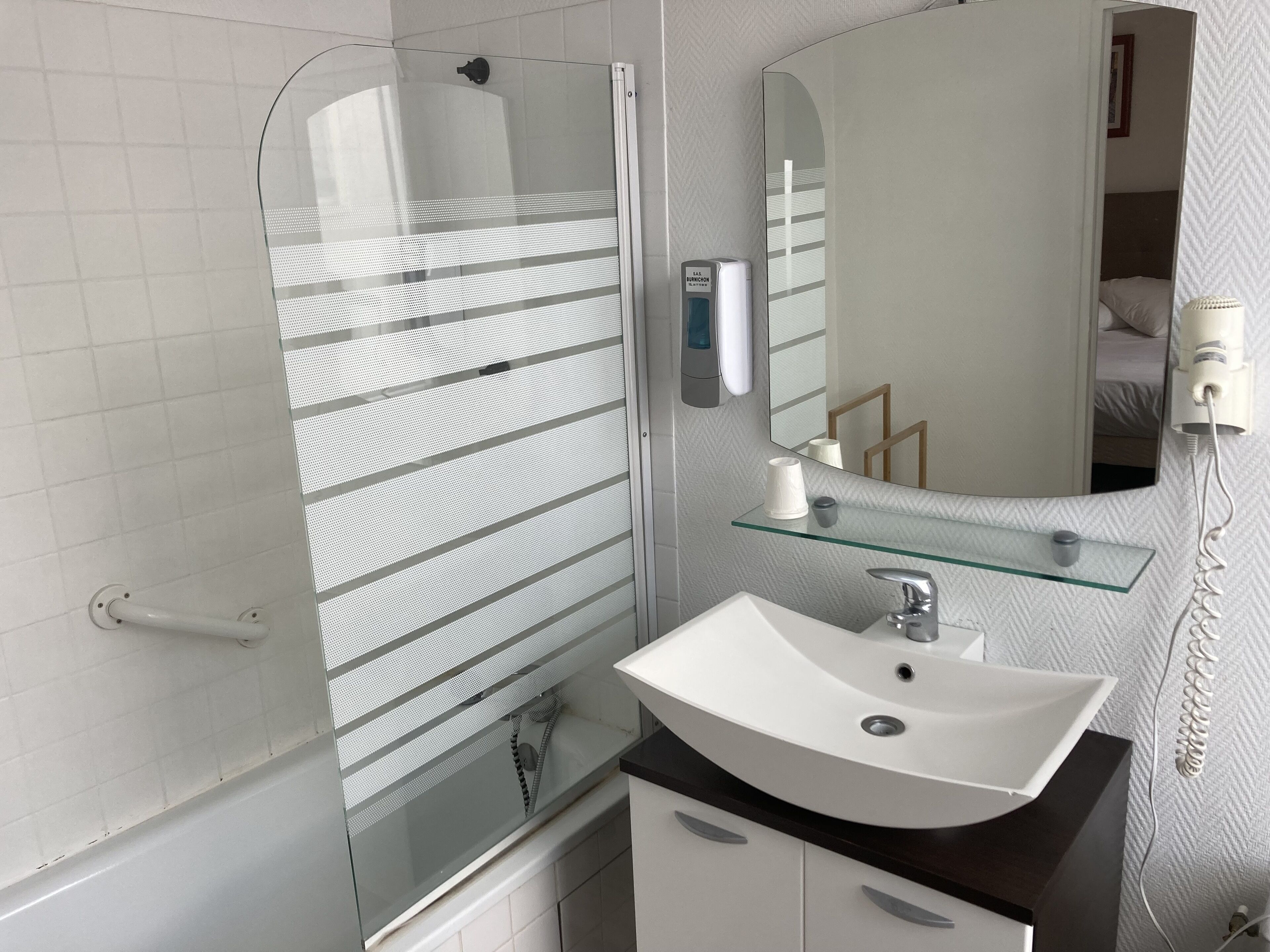 Superior-Doppelzimmer | Hochwertige Bettwaren, Daunenbettdecken, Tempur-Pedic-Betten