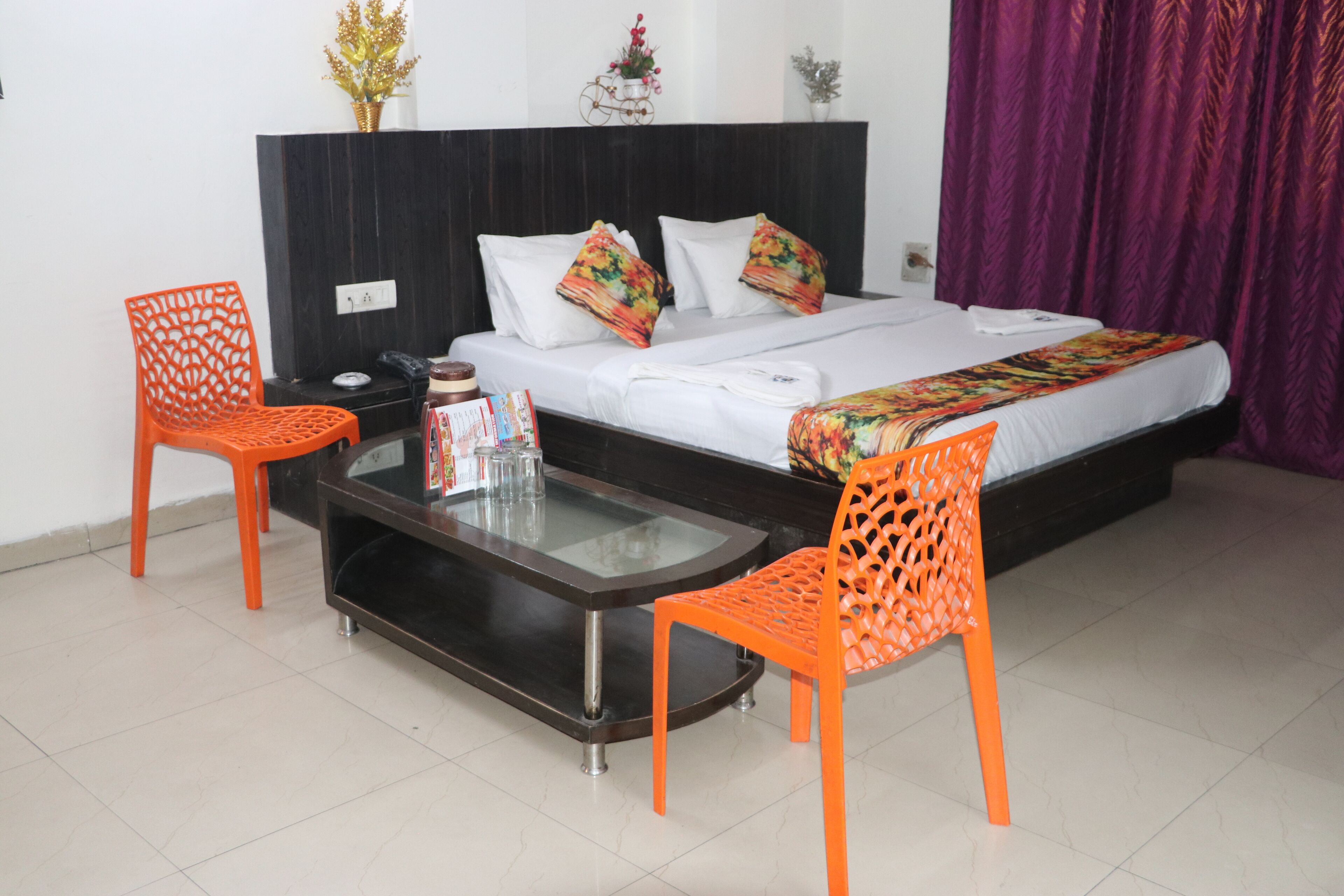 Foto - Hotel Surya Plaza Near New Delhi Railway Station and Connaught Place