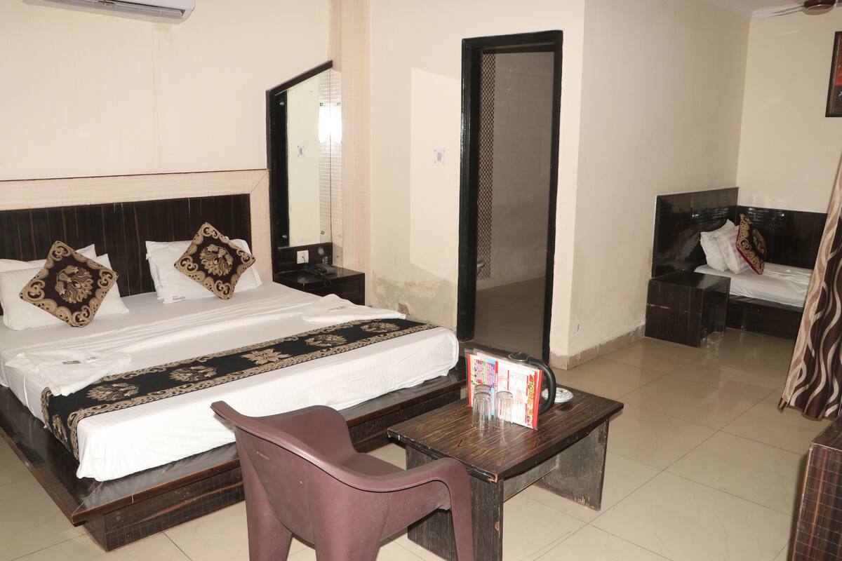 Basic Triple Room
