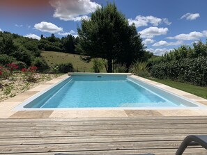 A heated pool - Ravissant Studio. Avec Piscine Chauffée (Chanac-les-Mines)