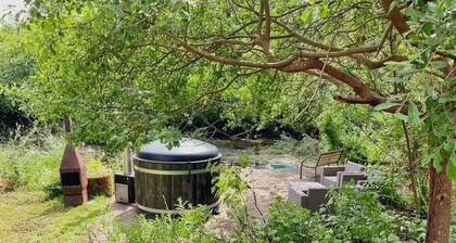 Idyllic House With 360 View of Nature