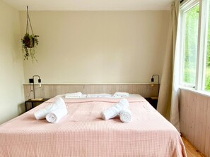 2 bedrooms