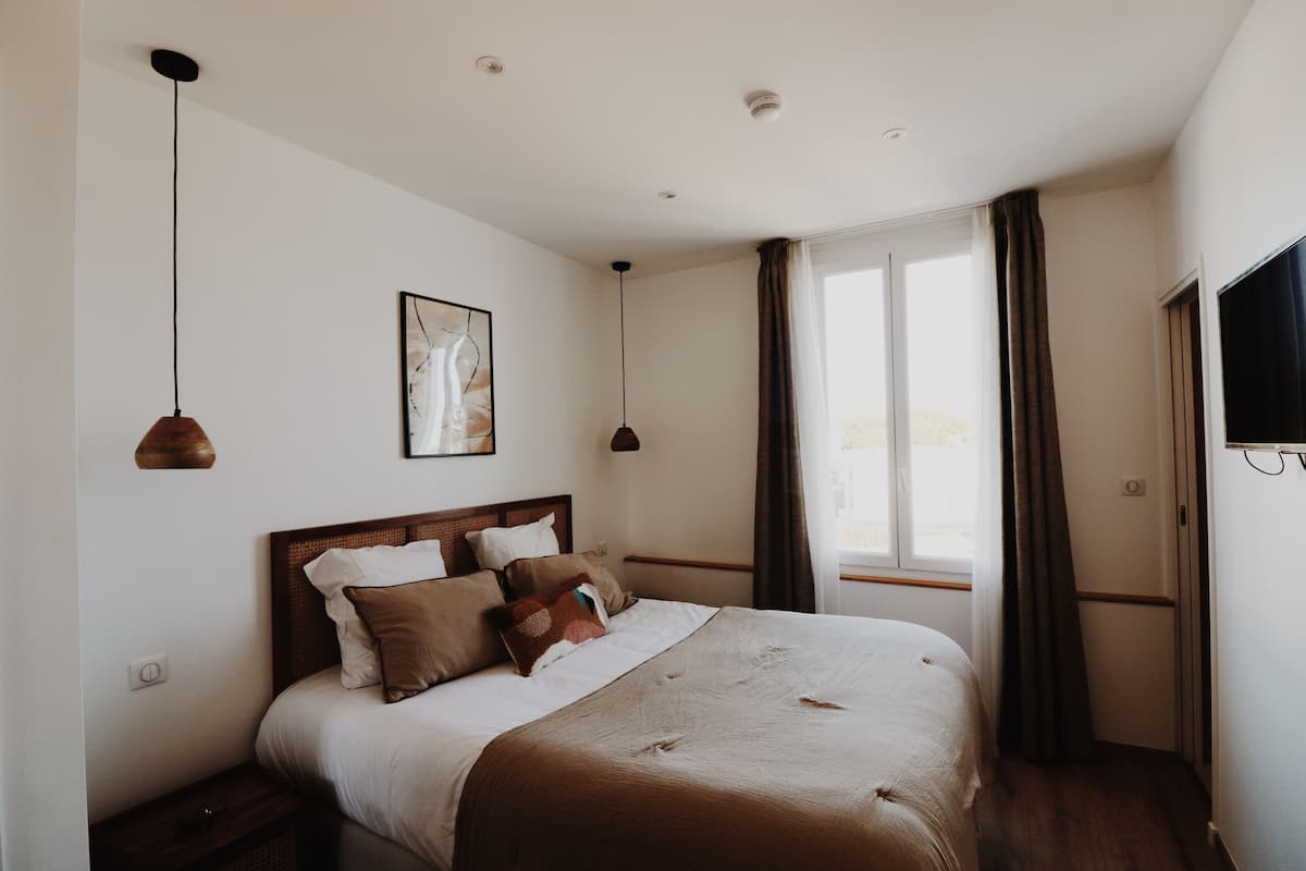 Chambre Aperçu Mer | Hochwertige Bettwaren, individuell dekoriert, individuell eingerichtet