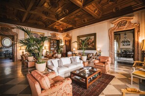 Sitteområde i lobbyen