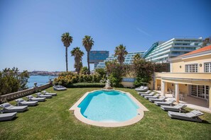 Garden - Estoril Vintage Hotel (Cascais)