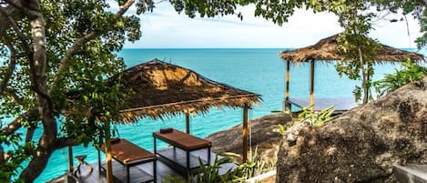 Private beach, white sand, beach towels