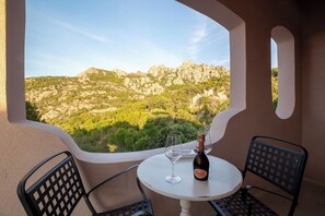 Outdoor dining - Villa Amira PortoCervo.LUSSO,PISCINA PRIVATA e SPA in Costa Smeralda (Liscia di Vacca)