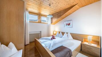 2 makuuhuonetta, ilmainen Wi-Fi, vuodevaatteet