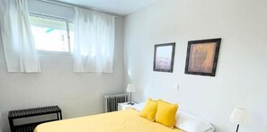 3 chambres, accès au Wi-Fi (inclus), literie fournie