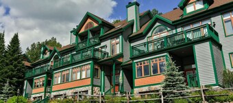 4 Storey Ski In/Out Mountain Home in Tremblant