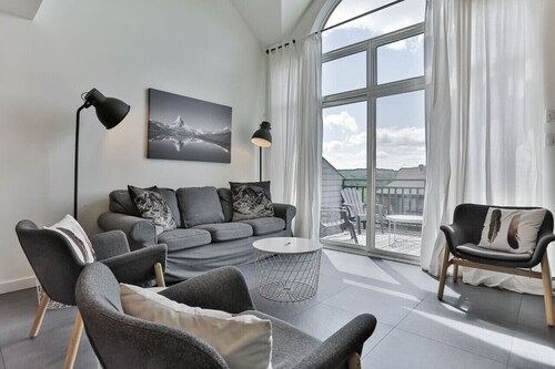 4 Storey Ski In/Out Mountain Home in Tremblant