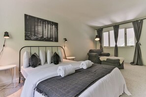 4 chambres, bureau, fer et planche Ă  repasser, Wi-Fi gratuit