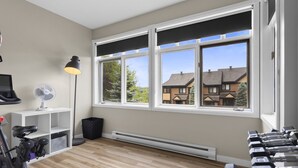 Fitness facility - 4 Storey Ski In/Out Mountain Home in Tremblant (Mont-Tremblant)