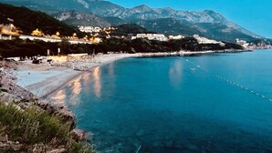 Beach - Apartment "Lucky Grip" in Bečići Sunset (Becici)