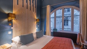 Uklassifisert bilde, 2 av 64, knapp