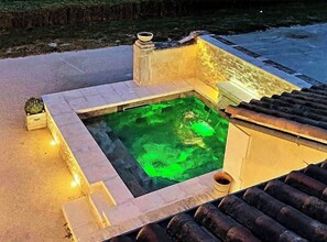 Ulkouima-allas, lämmitetty uima-allas