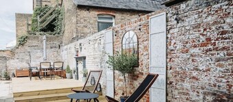 Stunning 5 bedroom period property by the sea